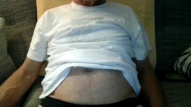 Snapshot of velikifant7 chatting on 16, 3, 2026 velikifant7 online show from 16, 3, 2026