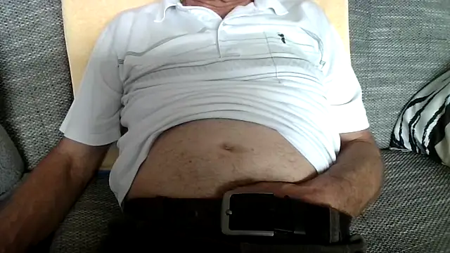 Snapshot of velikifant7 chatting on 17, 3, 2026 velikifant7 online show from 17, 3, 2026