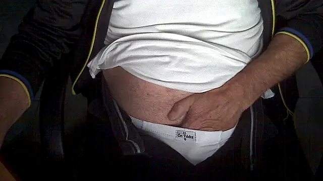 Snapshot of velikifant7 chatting on 24, 3, 2026 velikifant7 online show from 24, 3, 2026