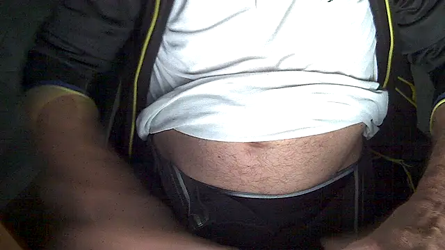 Snapshot of velikifant7 chatting on 1, 4, 2026 velikifant7 online show from 1, 4, 2026