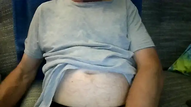 Snapshot of velikifant7 chatting on 17, 4, 2026 velikifant7 online show from 17, 4, 2026