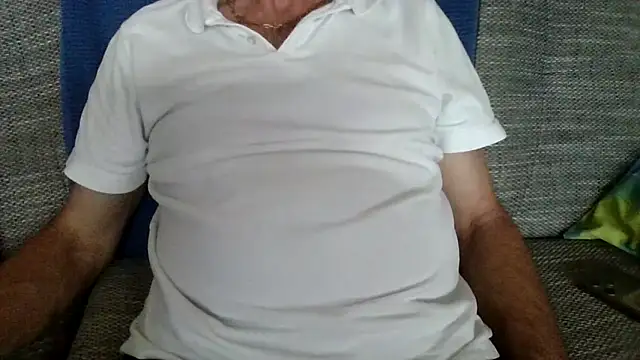 Snapshot of velikifant7 chatting on 19, 4, 2026 velikifant7 online show from 19, 4, 2026