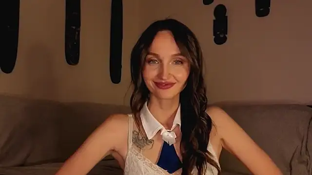 xSweetMissx online show from 13, 9, 2025