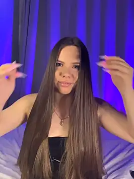 Snapshot of Chloe_loo chatting on 20, 9, 2025 Chloe loo online show from 20, 9, 2025