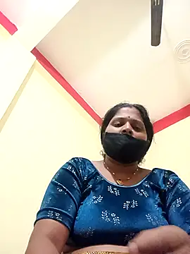 Snapshot of Divya_Lovely chatting on 28, 10, 2025 Divya Lovely online show from 28, 10, 2025