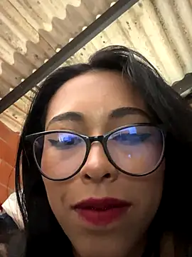 Snapshot of Emma__cumlovee chatting on 14, 10, 2025 Emma  cumlovee online show from 14, 10, 2025