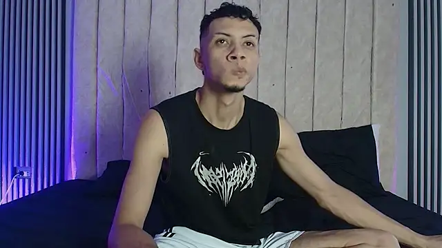 Snapshot of DustinandJordan chatting on 7, 11, 2025 DustinandJordan online show from 7, 11, 2025