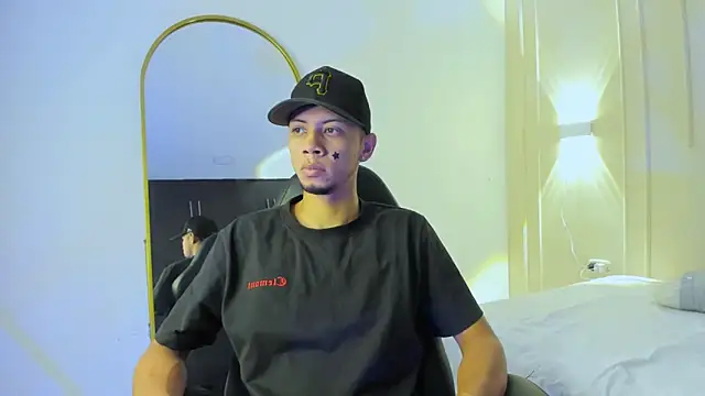 Snapshot of DustinandJordan chatting on 10, 2, 2026 DustinandJordan online show from 10, 2, 2026