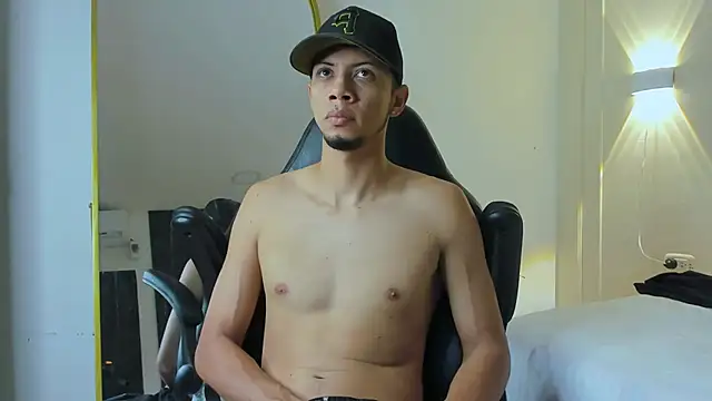 Snapshot of DustinandJordan chatting on 19, 2, 2026 DustinandJordan online show from 19, 2, 2026