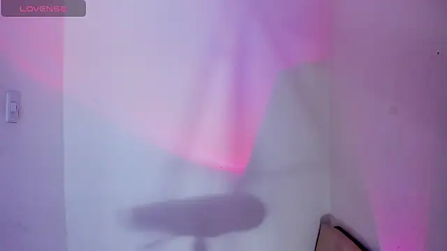 Snapshot of Viioleett_cum chatting on 16, 2, 2026 Viioleett cum online show from 16, 2, 2026