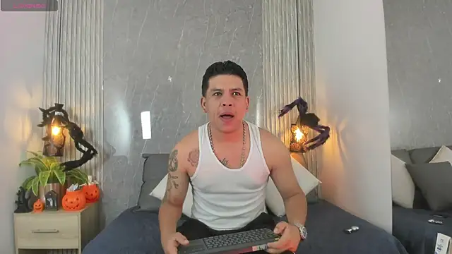 Dominic Taylor  online show from 28, 10, 2025