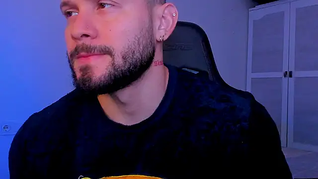 andrewcorey1 online show from 6, 10, 2025