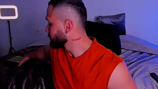 andrewcorey1 online show from 28, 10, 2025