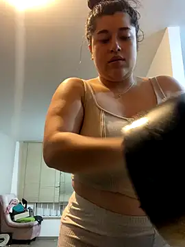 Tokio Sakura online show from 13, 9, 2025