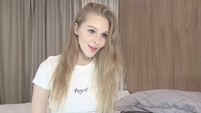 Brigitte Bardot online show from 10, 9, 2025