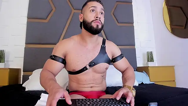 massimofiore  online show from 31, 10, 2025