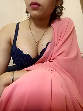TheSassyGirl7 online show from 15, 5, 2026