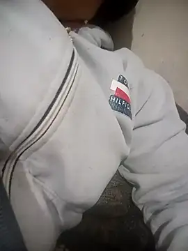 Snapshot of CUTGIRL76 chatting on 21, 12, 2025 CUTGIRL76 online show from 21, 12, 2025