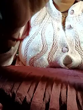 Snapshot of CUTGIRL76 chatting on 11, 1, 2026 CUTGIRL76 online show from 11, 1, 2026