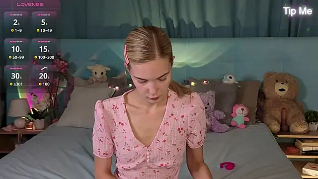 Aurora Bennet online show from 4, 11, 2025