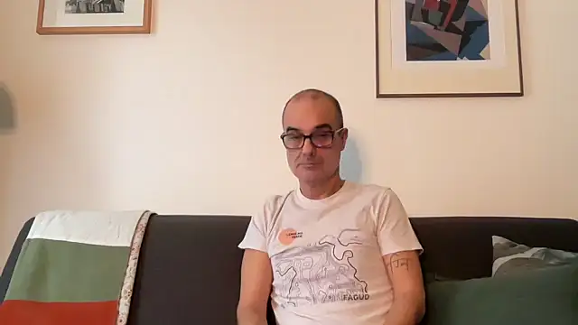 Snapshot of Milkywaymen chatting on 27, 11, 2025 Milkywaymen online show from 27, 11, 2025