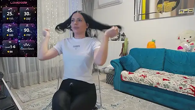 Snapshot of ScarletTemptations chatting on 14, 12, 2025 ScarletTemptations online show from 14, 12, 2025