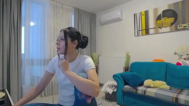 Snapshot of ScarletTemptations chatting on 16, 1, 2026 ScarletTemptations online show from 16, 1, 2026