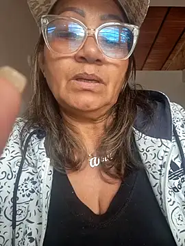 Vickysweeeettt online show from 24, 6, 2026