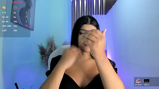 Snapshot of PauliinaBelle_ chatting on 21, 10, 2025 PauliinaBelle  online show from 21, 10, 2025