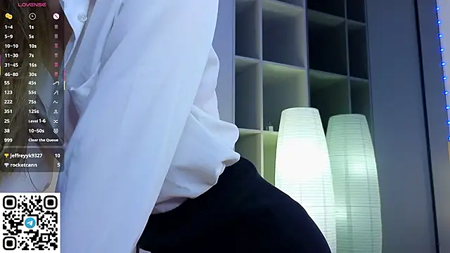 Snapshot of Quinavelle chatting on 15, 2, 2026 Quinavelle online show from 15, 2, 2026