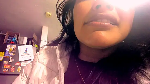 Snapshot of scarletr_red chatting on 26, 9, 2025 scarletr red online show from 26, 9, 2025
