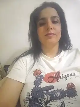 Snapshot of rawan-123 chatting on 28, 9, 2025 rawan-123 online show from 28, 9, 2025