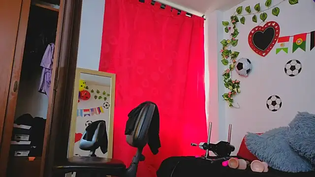 MiaCollinssx online show from 25, 6, 2026