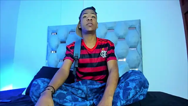 tiago xxx  online show from 3, 10, 2025