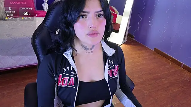 sari belle online show from 24, 11, 2025