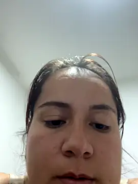 Leonis 0 online show from 24, 9, 2025