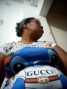 Snapshot of Big_ass_submissive chatting on 23, 9, 2025 Big ass submissive online show from 23, 9, 2025