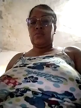 Snapshot of Big_ass_submissive chatting on 27, 9, 2025 Big ass submissive online show from 27, 9, 2025