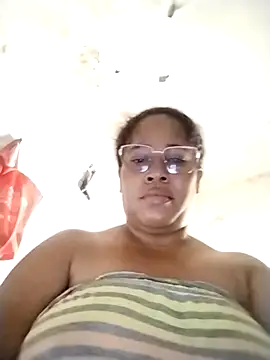 Snapshot of Big_ass_submissive chatting on 10, 10, 2025 Big ass submissive online show from 10, 10, 2025