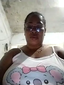 Snapshot of Big_ass_submissive chatting on 22, 10, 2025 Big ass submissive online show from 22, 10, 2025