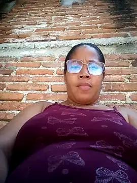 Snapshot of Big_ass_submissive chatting on 23, 10, 2025 Big ass submissive online show from 23, 10, 2025