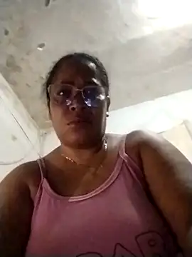 Snapshot of Big_ass_submissive chatting on 24, 10, 2025 Big ass submissive online show from 24, 10, 2025