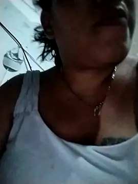 Snapshot of Big_ass_submissive chatting on 25, 10, 2025 Big ass submissive online show from 25, 10, 2025