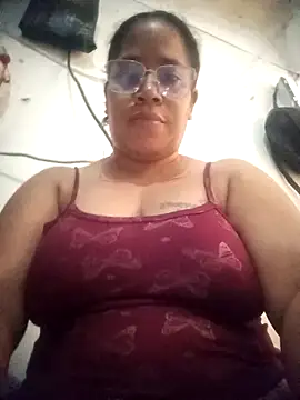 Snapshot of Big_ass_submissive chatting on 28, 11, 2025 Big ass submissive online show from 28, 11, 2025