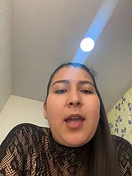 evelyn 1702 online show from 12, 5, 2026