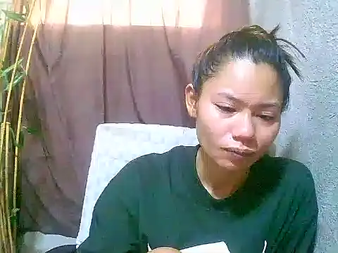 Sweeetgurll online show from 13, 5, 2026