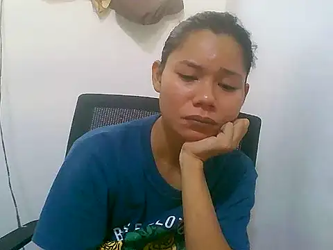 Sweeetgurll online show from 14, 6, 2026