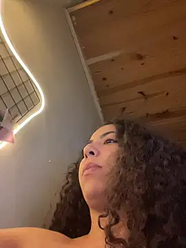 Snapshot of A_maddy chatting on 9, 4, 2026 A maddy online show from 9, 4, 2026