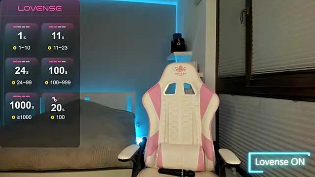 Snapshot of SelinaStorm chatting on 31, 10, 2025 SelinaStorm online show from 31, 10, 2025