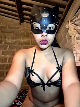 Snapshot of Kyra__Rose chatting on 31, 10, 2025 Kyra Rose online show from 31, 10, 2025